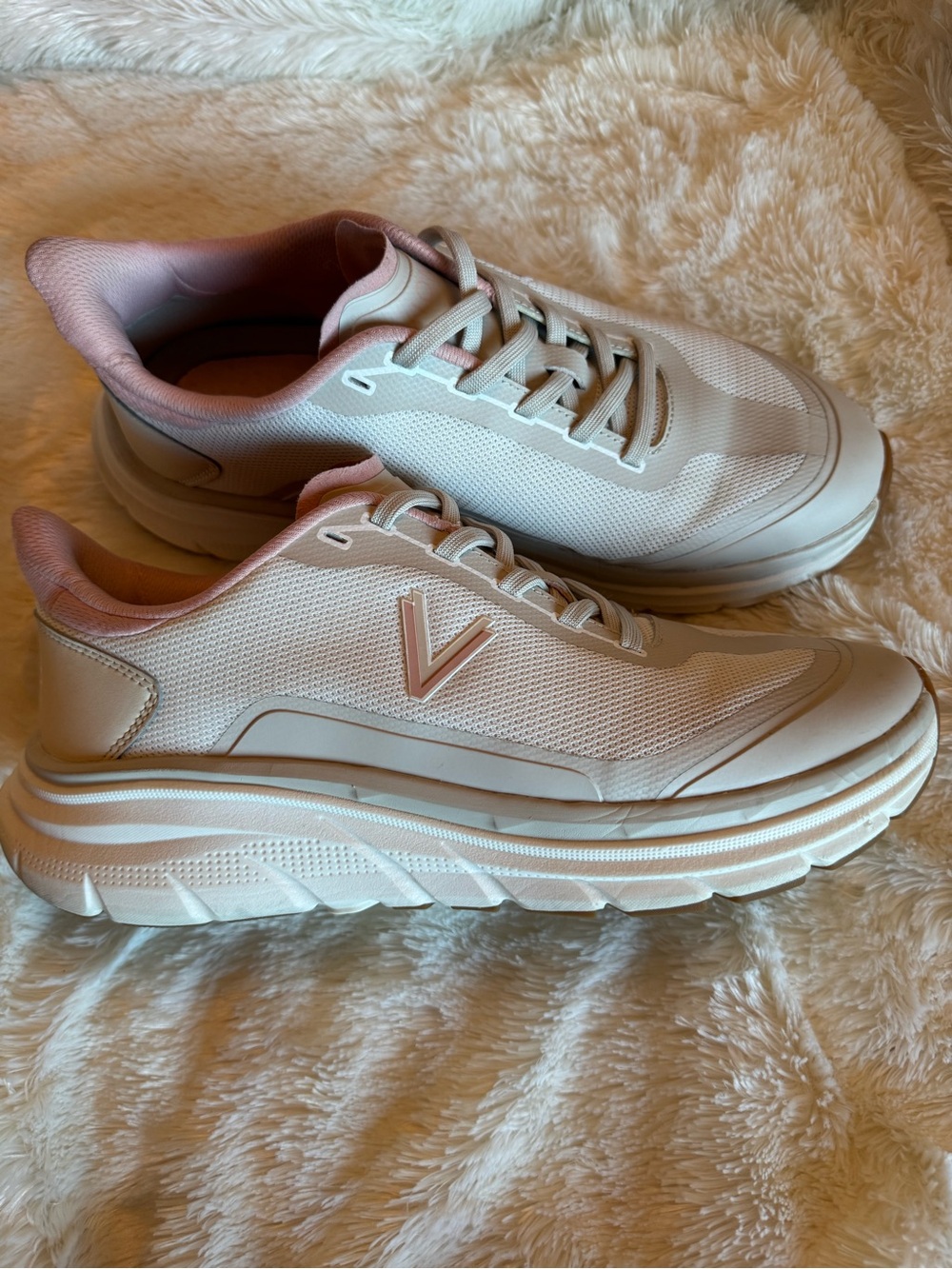 Vionic Women's Athletic Sneakers in Blush Pink and Cream